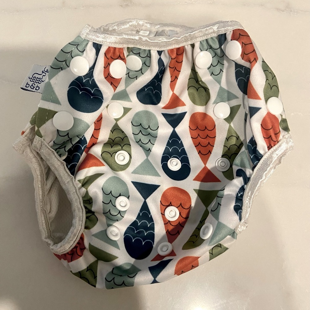 Adjustable baby swim diaper